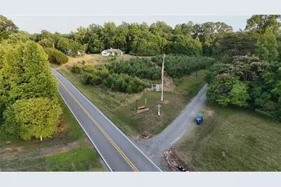 554 Brooks Road, Reidsville, NC 27320 - Photo 13