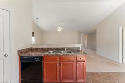 216 Florida Drive, Thomasville, NC 27360 - Photo 15