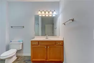 7104 W Friendly Ave, Greensboro, NC 27410 - Photo 23