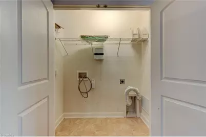 7104 W Friendly Avenue #306, Greensboro, NC 27410 - Photo 27