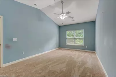 7104 W Friendly Avenue #306, Greensboro, NC 27410 - Photo 15