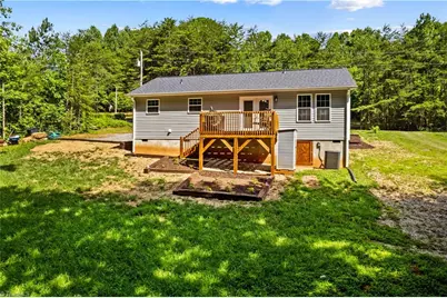 122 Yadkin River Road, Statesville, NC 28625 - Photo 35