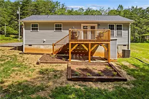 122 Yadkin River Rd, Statesville, NC 28625 - Photo 17