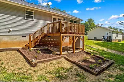 122 Yadkin River Road, Statesville, NC 28625 - Photo 33