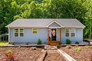 122 Yadkin River Rd, Statesville, NC 28625 - Photo 1