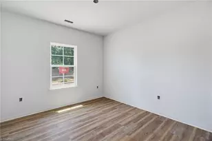 1301 Excelsior St, Winston-Salem, NC 27101 - Photo 9