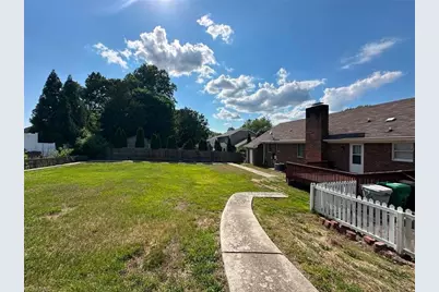 2308 Leeds Avenue, High Point, NC 27265 - Photo 25