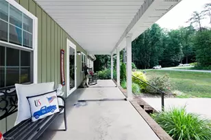 5086 Appalachian Rd, Winston-Salem, NC 27105 - Photo 7