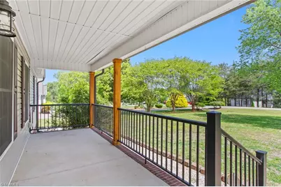 5993 Evelyn Lane, Pleasant Garden, NC 27313 - Photo 5