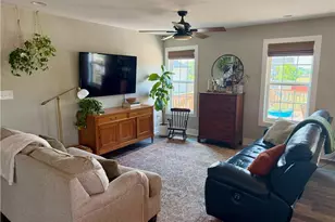 106 Tranquility Ln, Harmony, NC 28634 - Photo 7