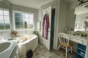 1075 Atkins Ln, Pinnacle, NC 27043 - Photo 11