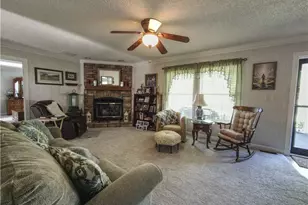 1075 Atkins Ln, Pinnacle, NC 27043 - Photo 7