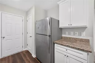 2207 Ram Rd, Greensboro, NC 27405 - Photo 9