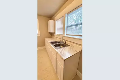 1009 Logan Street, Greensboro, NC 27406 - Photo 9
