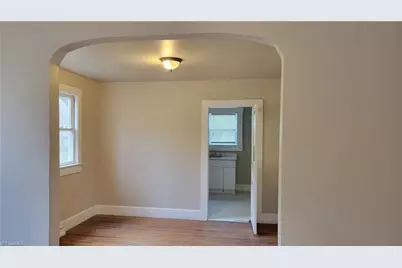 1009 Logan Street, Greensboro, NC 27406 - Photo 13