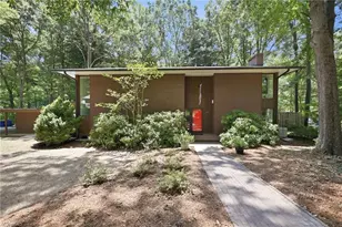 405 Luola St, Madison, NC 27205 - Photo 1