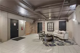 1 W 5th St, Winston-Salem, NC 27101 - Photo 3