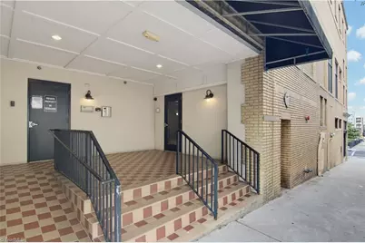 1 W 5th Street #302, Winston-Salem, NC 27101 - Photo 3