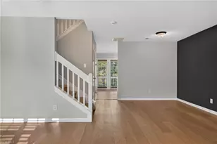 80 Tannenbaum Cir, Greensboro, NC 27410 - Photo 9