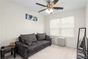114 Summerland Dr, Greensboro, NC 27405 - Photo 17
