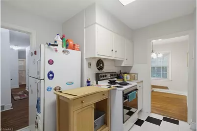 3105 Branchwood Drive, Greensboro, NC 27408 - Photo 13