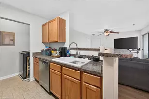 2206 Mc Connell Dr, Kernersville, NC 27284 - Photo 9