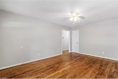 1300 Rotherwood Road, Greensboro, NC 27406 - Photo 9