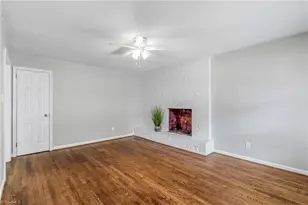 1300 Rotherwood Rd, Greensboro, NC 27406 - Photo 7