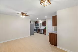 1300 Rotherwood Rd, Greensboro, NC 27406 - Photo 23