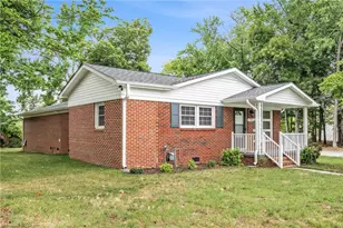1300 Rotherwood Rd, Greensboro, NC 27406 - Photo 3