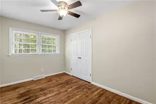 1300 Rotherwood Rd, Greensboro, NC 27406 - Photo 19