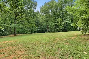 365 Sunflower Rd, Statesville, NC 28625 - Photo 25