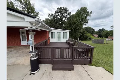 104 Crestview Terrace, Thomasville, NC 27360 - Photo 29