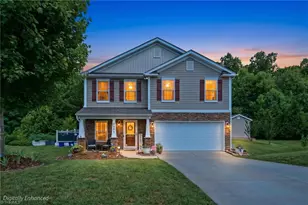 6689 Ridge Bluff Dr, Rural Hall, NC 27045 - Photo 5