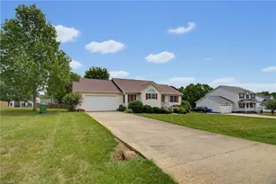 521 Lowergate Ln, Kernersville, NC 27284 - Photo 3
