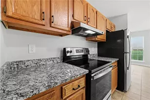 5603 Fountainhead Dr, Greensboro, NC 27455 - Photo 11