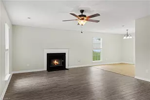 5603 Fountainhead Dr, Greensboro, NC 27455 - Photo 5