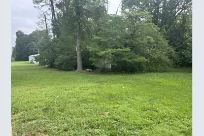 7721 Nc Highway 8, Lexington, NC 27292 - Photo 15