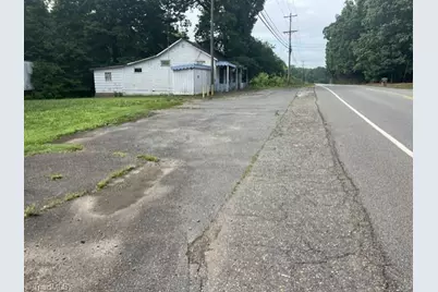 7721 Nc Highway 8, Lexington, NC 27292 - Photo 9