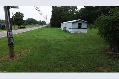 7721 Nc Highway 8, Lexington, NC 27292 - Photo 11