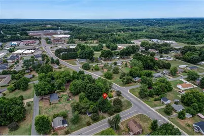1713 Vance Street, Reidsville, NC 27320 - Photo 37