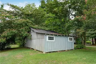1713 Vance St, Reidsville, NC 27320 - Photo 35