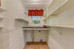 1713 Vance St, Reidsville, NC 27320 - Photo 17