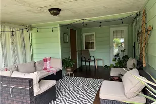 816 W Haymore St, Mount Airy, NC 27030 - Photo 5