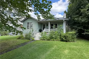 816 W Haymore St, Mount Airy, NC 27030 - Photo 3