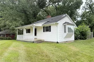 1940 Darwick Rd, Winston-Salem, NC 27127 - Photo 3