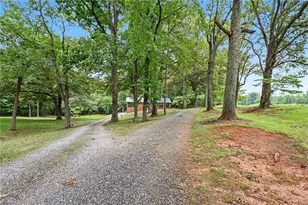 3318 Oak Ridge Rd, Summerfield, NC 27358 - Photo 7