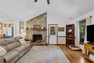 1013 Lacy Hepler Rd, Thomasville, NC 27360 - Photo 9