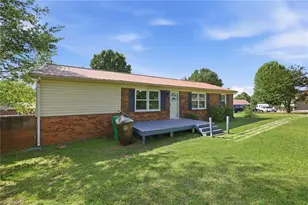 4228 Valley Cir, Trinity, NC 27360 - Photo 3