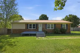 4228 Valley Cir, Trinity, NC 27360 - Photo 1